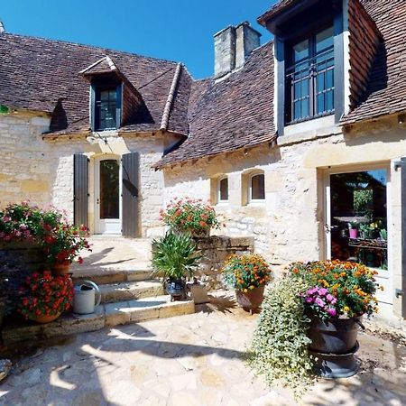 Demeure Du Vallon - Chambres D'Hotes De Charme Azerat Екстер'єр фото