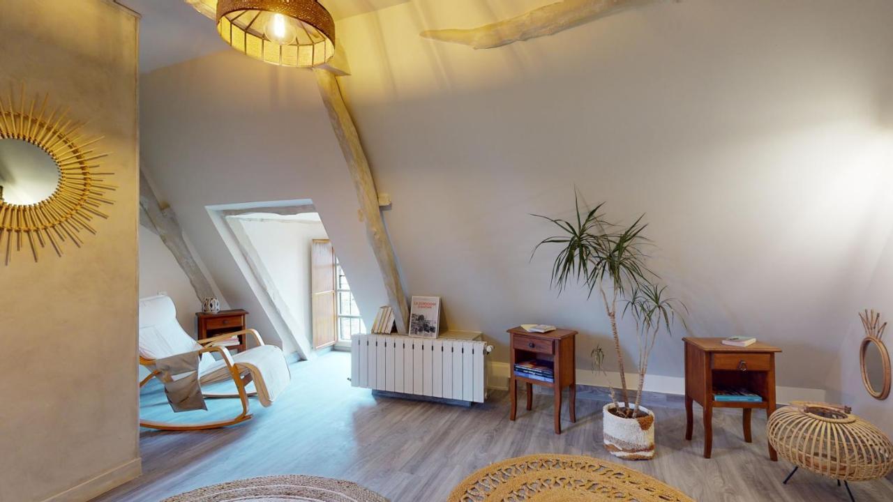 Demeure Du Vallon - Chambres D'Hotes De Charme Azerat Екстер'єр фото