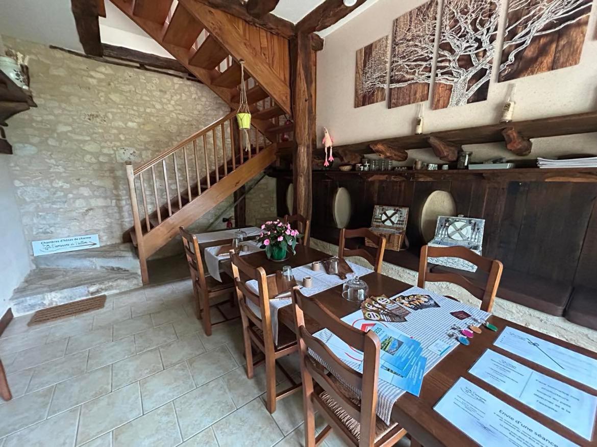 Demeure Du Vallon - Chambres D'Hotes De Charme Azerat Екстер'єр фото